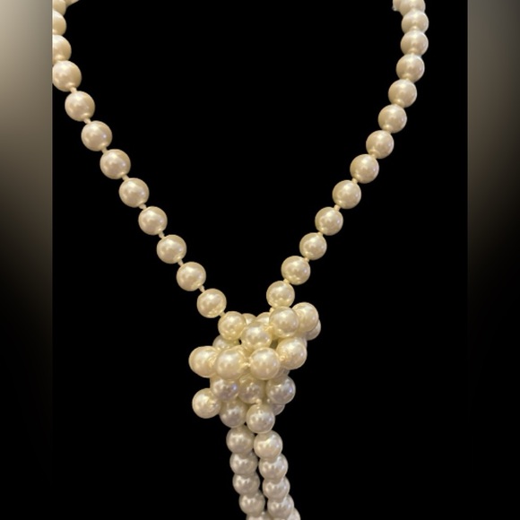 VINTAGE ESTATE FAUX PEARL HAND KNOTTED STRING STRAND NECKLACE 44” - Picture 3 of 13